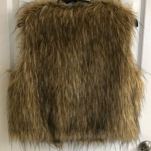 (HALF PRICE) Faux Fur Vest